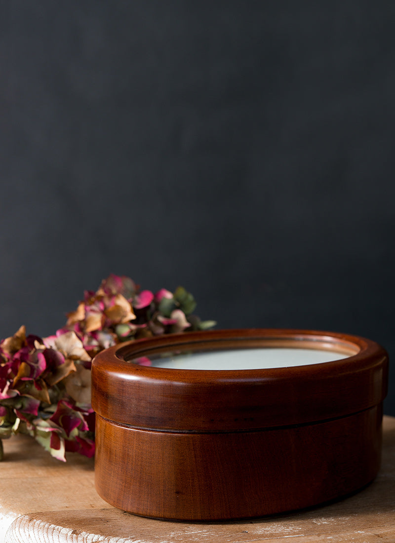 Oval Wooden Display Box