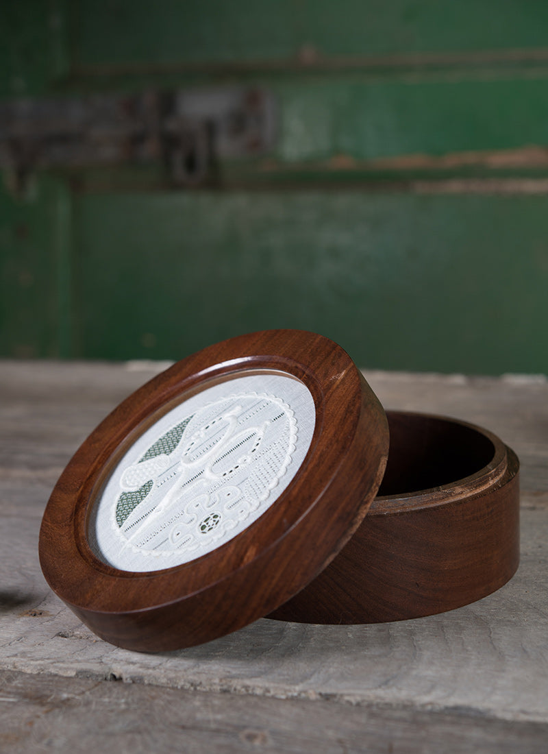 Round Wooden Box