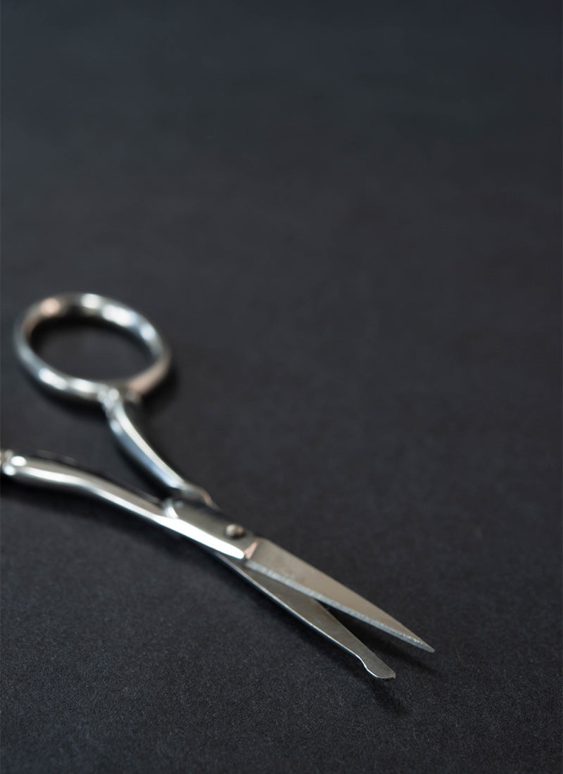 Lobe-tipped Lace Scissors