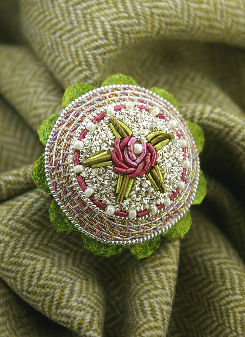 Medium Millefiori Brooches: Daisy, Star and Rose Embroidery Kits