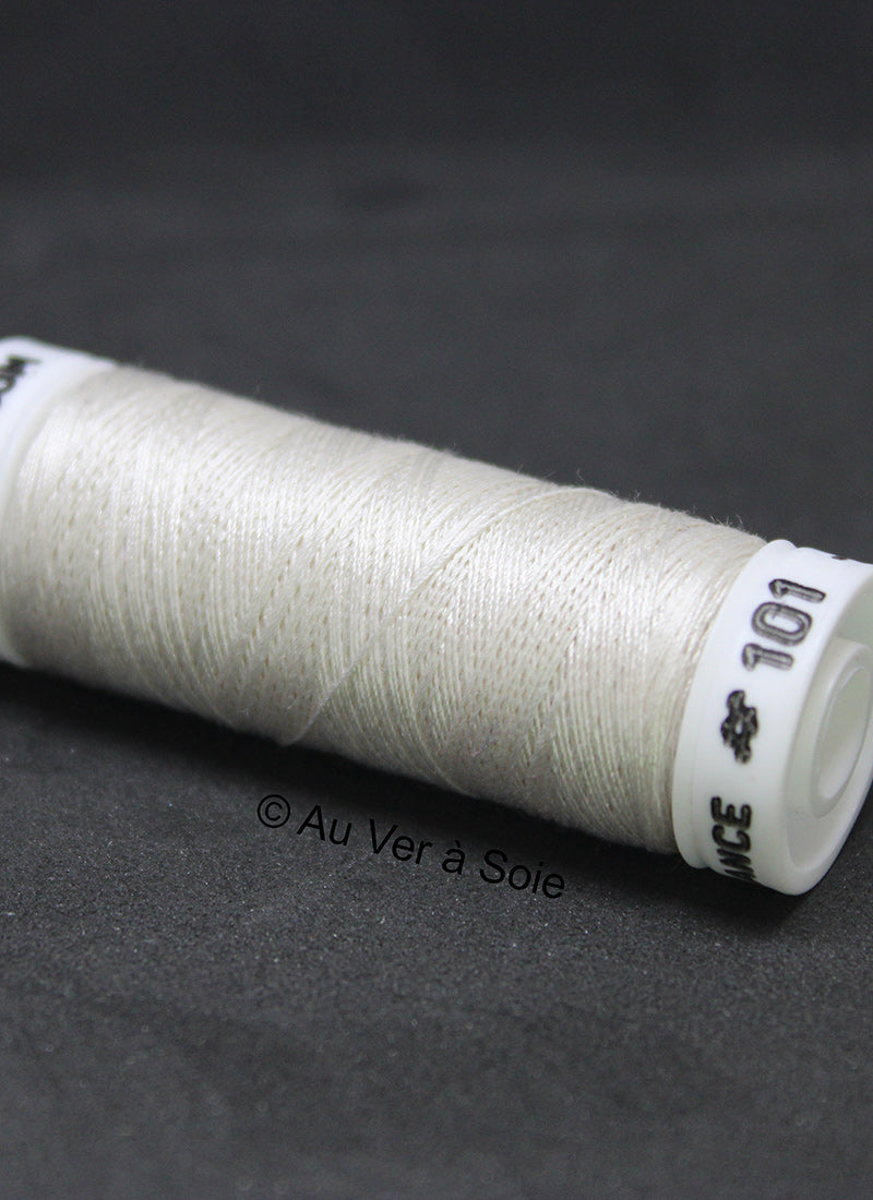Soie 100/3 Colour 101
