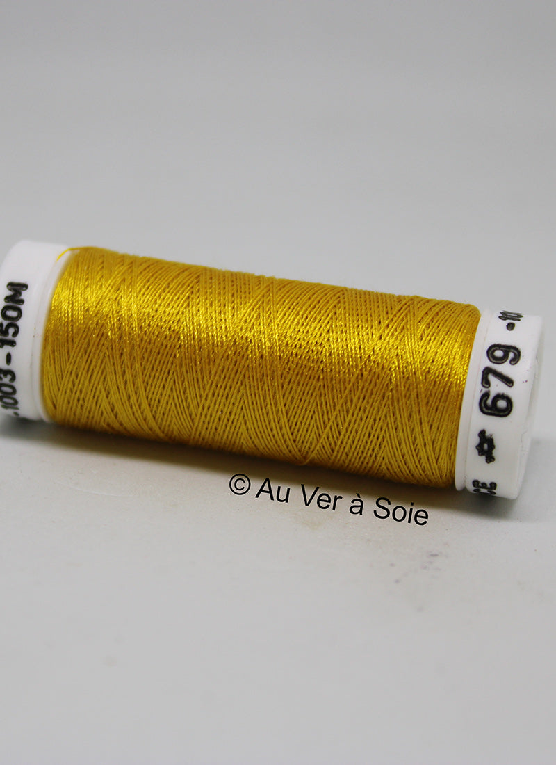 Soie 100/3 Colour 679