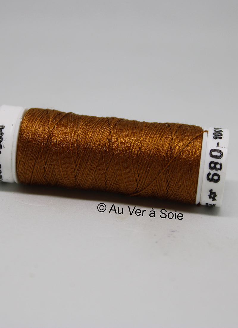 Soie 100/3 Colour 680