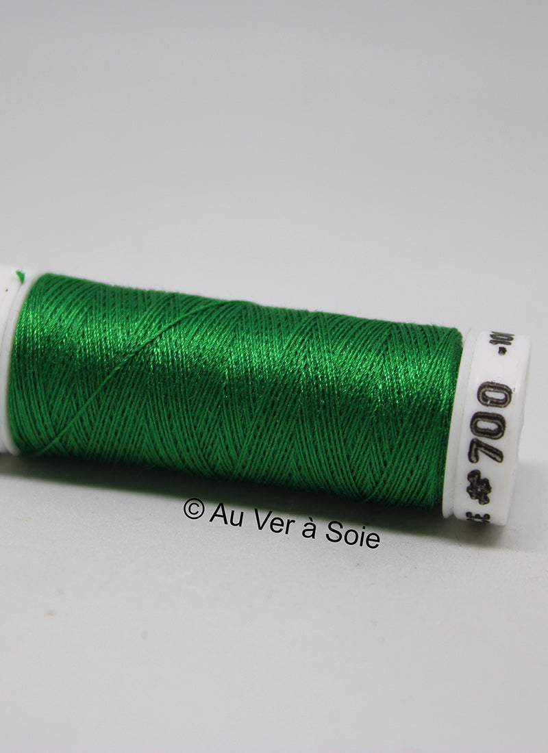Soie 100/3 Colour 700