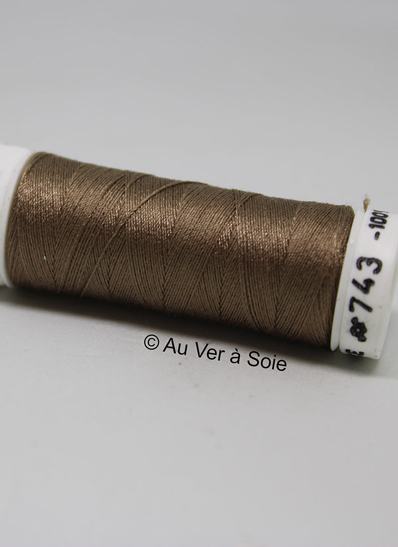 Soie 100/3 Colour 743